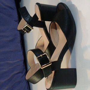 Giani Bernini memory foam heels size 8